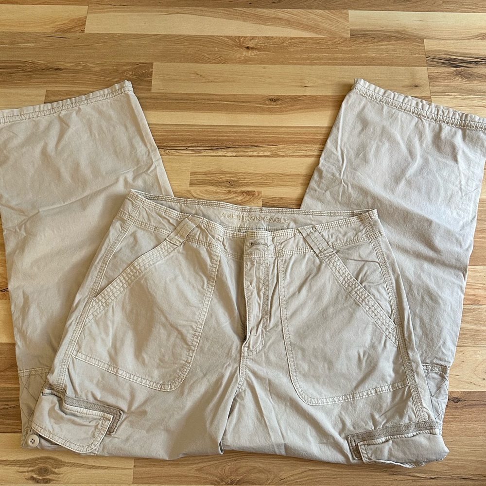 American Eagle Snappy Stretch Convertible Baggy Cargo Jogger